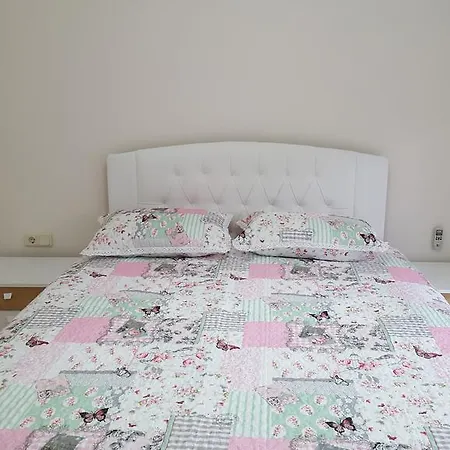 Antalya Elegant Golf First Floor 2 Bedrooms Pool View Close To Center Daire *
